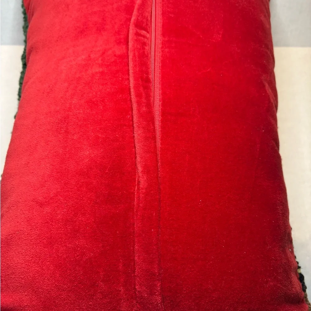 Chandler 4 Corners Mr & Mrs. Claus 14 x 20 Pillow